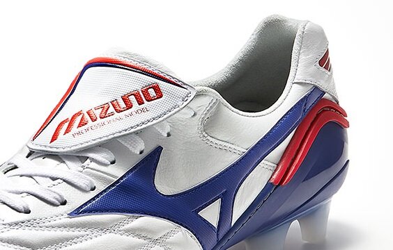 復刻版 ミズノ モレリアウェーブJAPAN 正式公開 (1000足限定発売