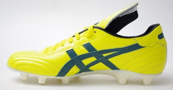 アシックス2002 限定カラー 登場 : Kohei's BLOG サッカースパイク情報