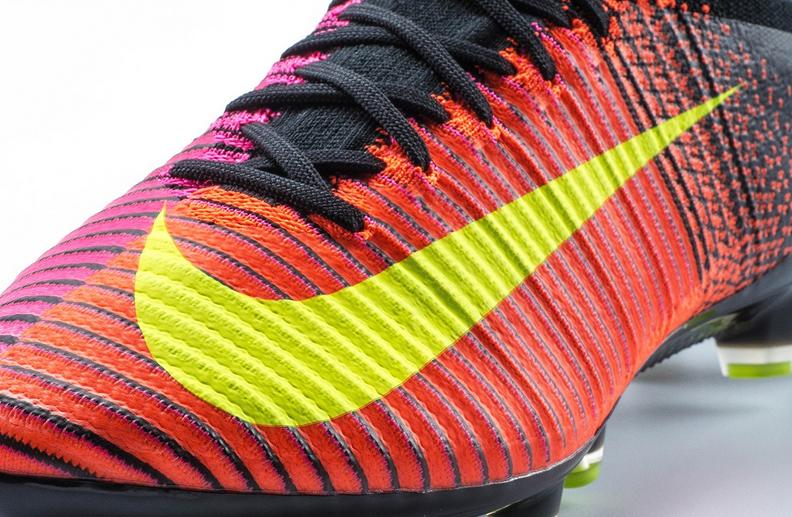 人工芝用AGソール】 マーキュリアルスーパーフライ V AG-PRO 登場