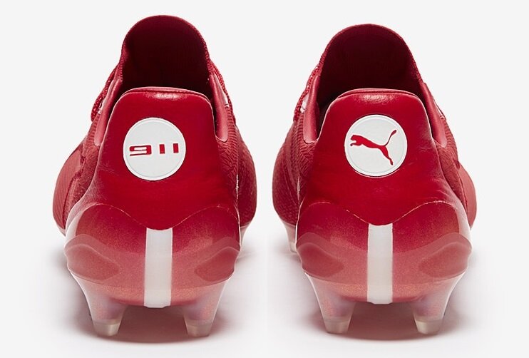 プーマとポルシェ991のコラボスパイク「キングプラチナム911 FG/AG