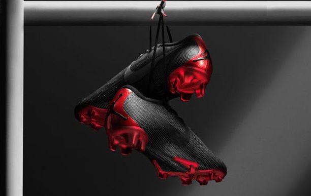 限定】Nike X ジョーダン X パリSG コラボサッカースパイク 登場