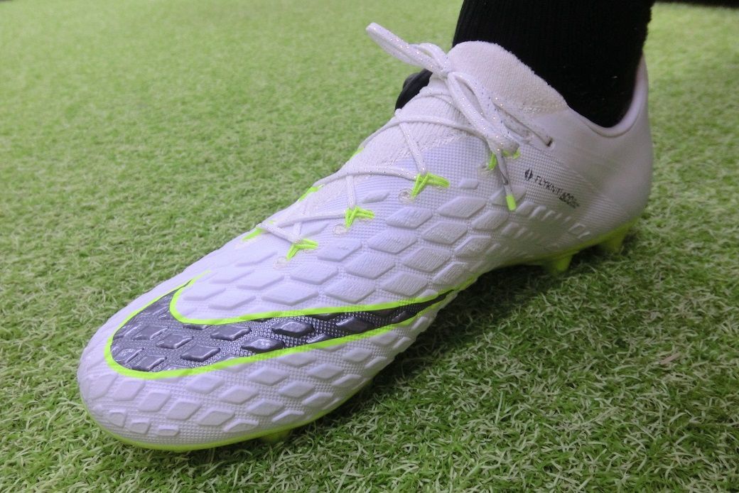 サイズ感】 ナイキ ハイパーヴェノムファントム3エリートHG