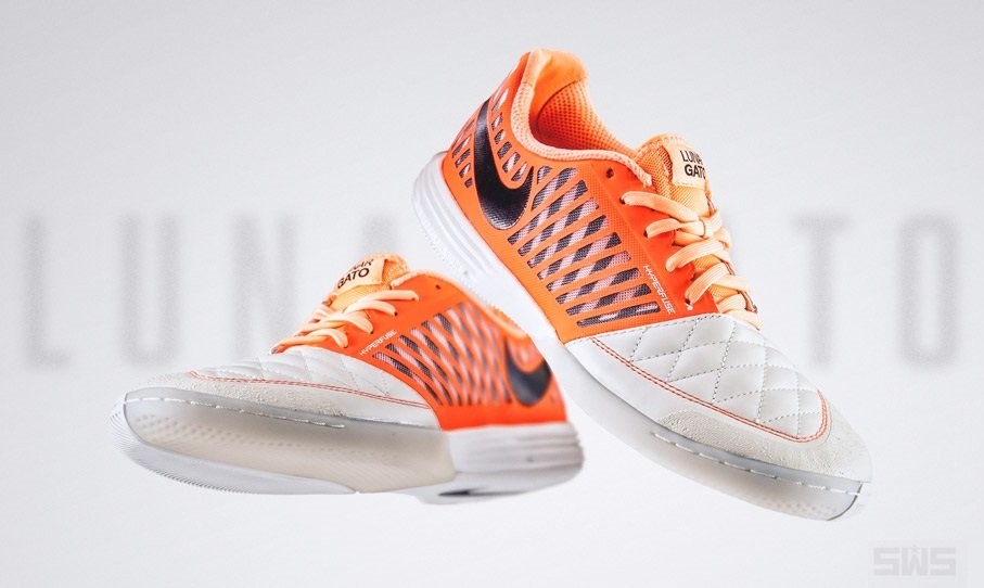 新色】 ナイキ ルナガト2 「グレー×オレンジ」カラー : Kohei's BLOG