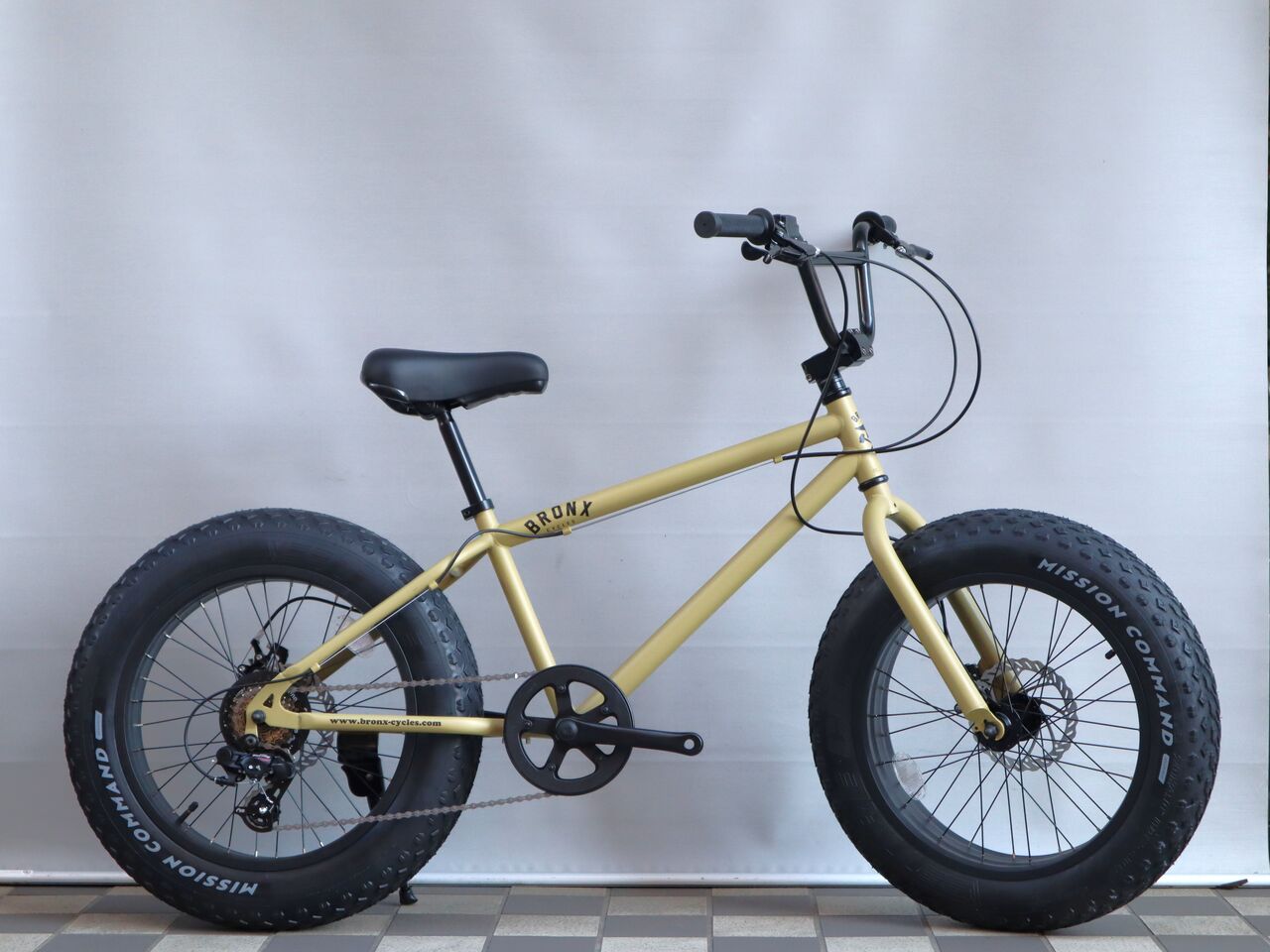 BRONX ファットバイク 20DD の新色【橋輪Blog】 : 橋輪