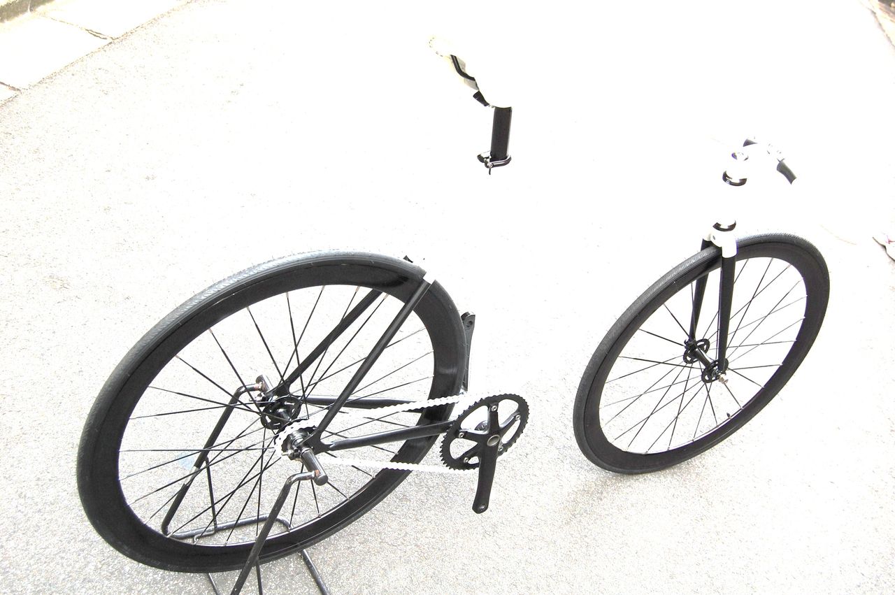 FUJI x TOMATO Low Pro Ver.2 橋輪に展示中 : 橋輪