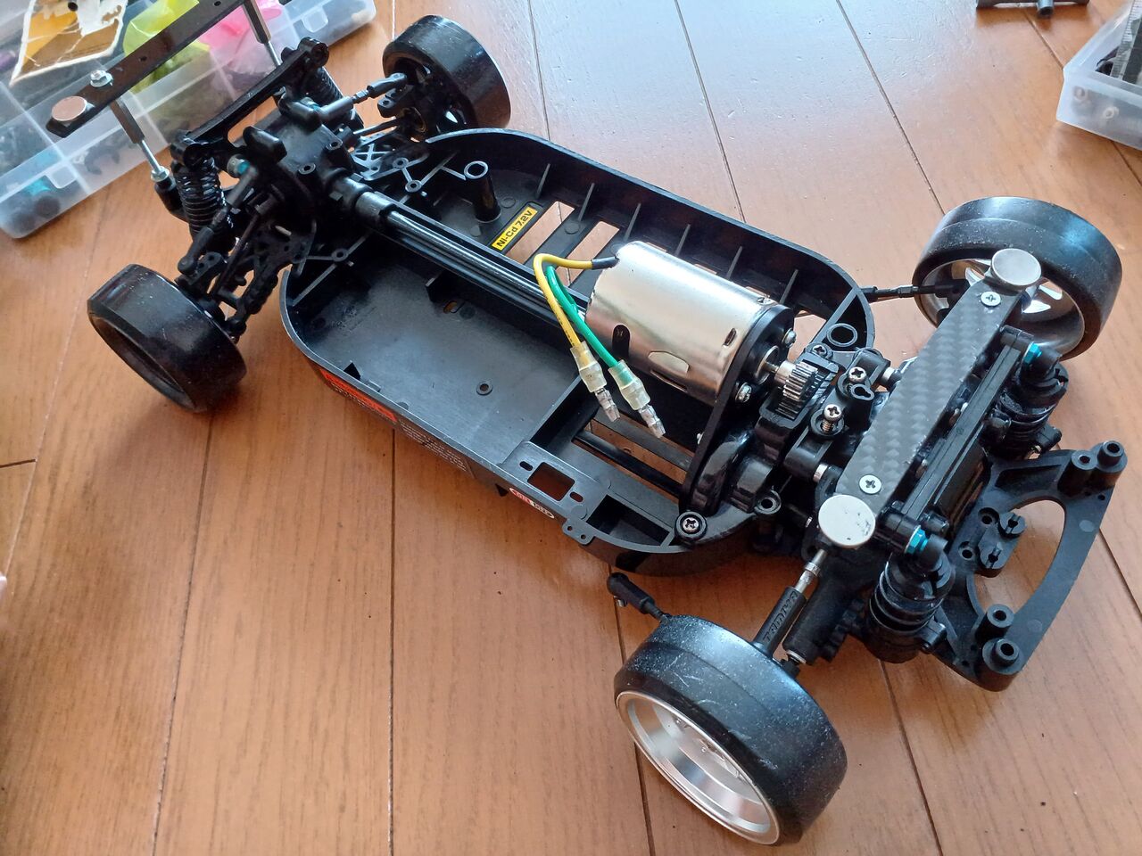 2024/6/8の作業：タミヤ TT-01のフロントモーター化① : お父さんの