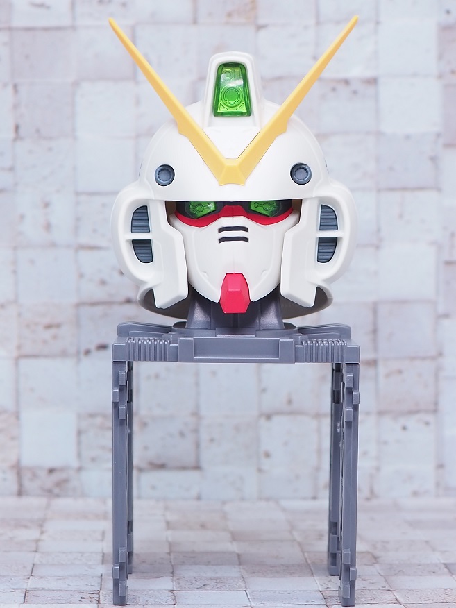 バンプレスト 組立式MSヘッドディスプレイコレクション2 Vガンダム