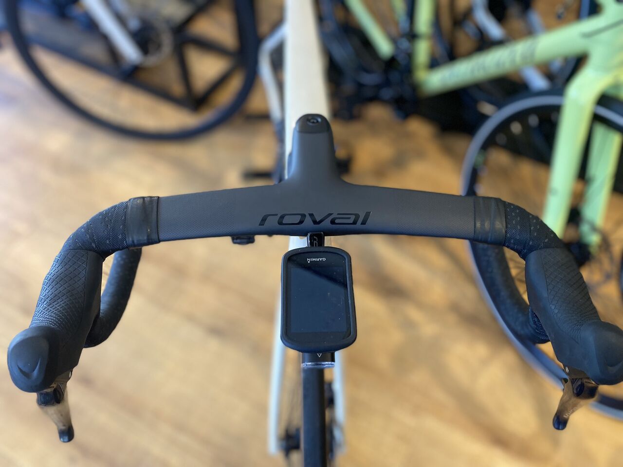 スタッフ引馬”激推し”ハンドルバーの紹介 – SBC