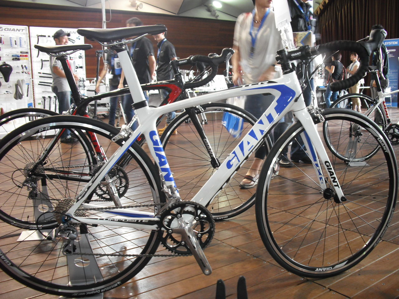 GIANT 2012年モデル展示会 ロードバイク編 PART1 : SBC 新着情報