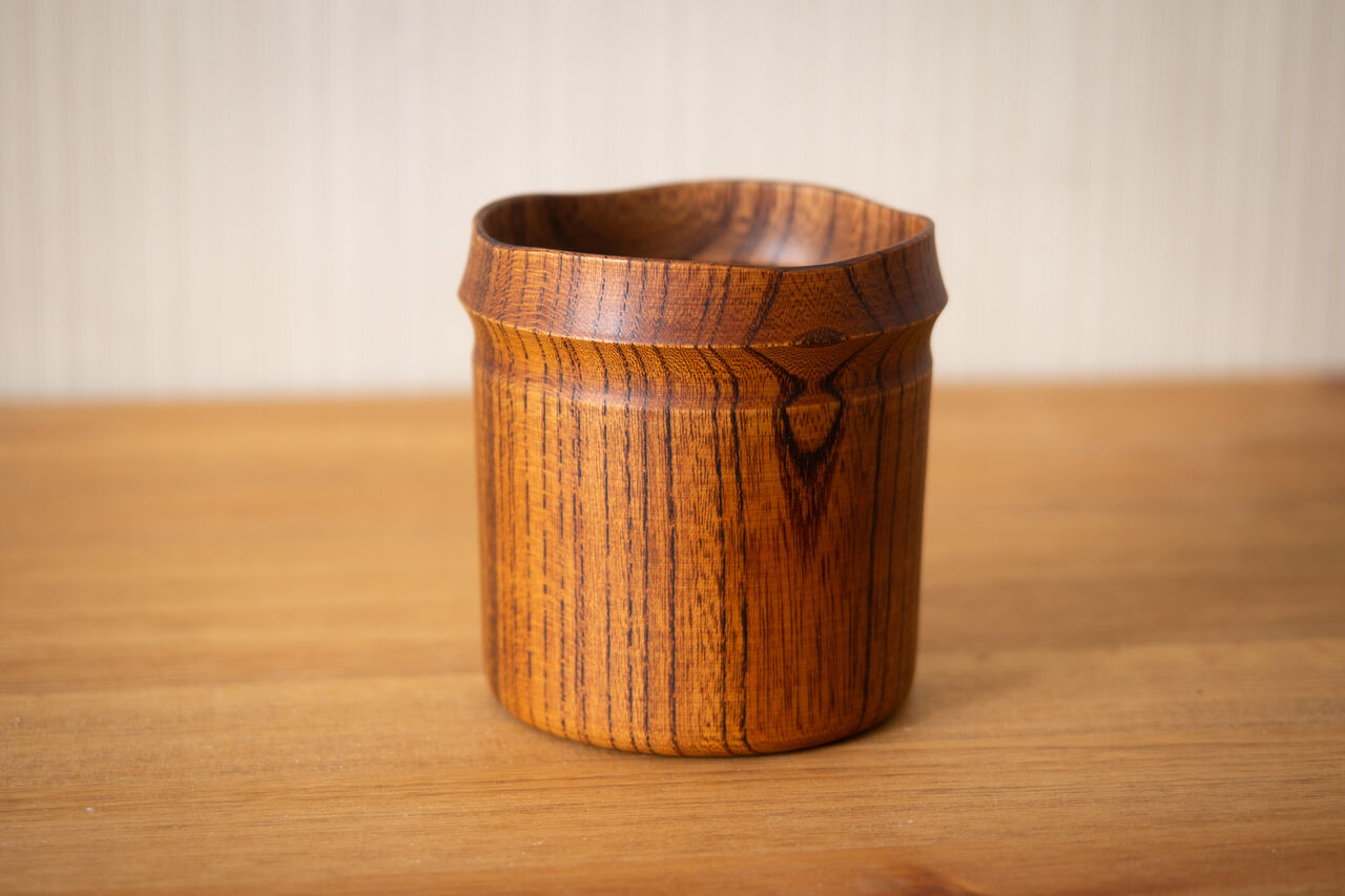 山のカップ [VIVAHDE 山のうつわCUP] : 山に野に川に呑みに