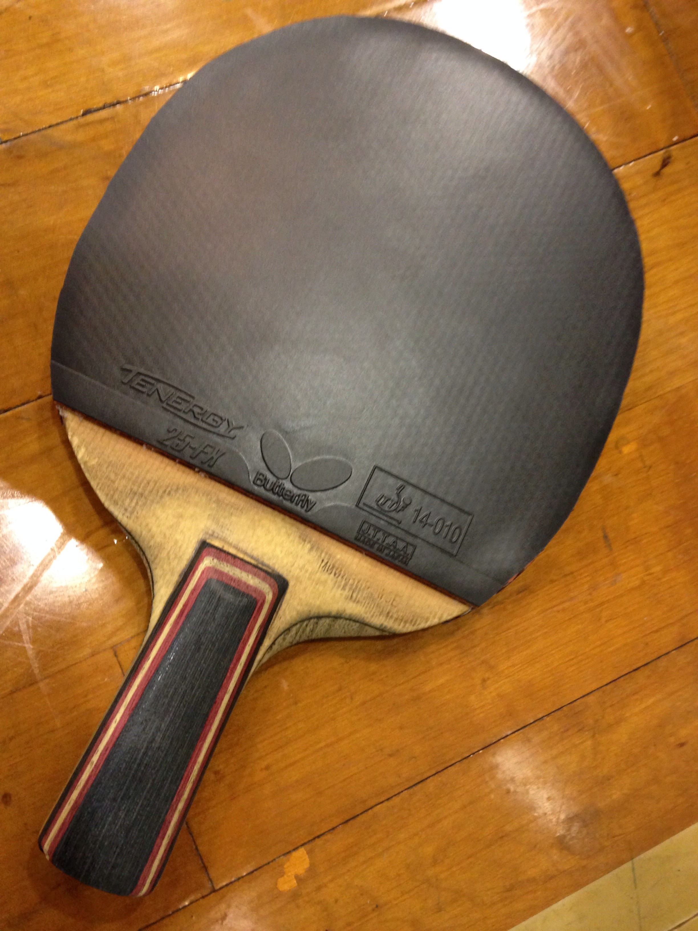 ぐっちぃ】シュラガー系のバタフライ特注ラケット！？ : ぐっちぃの