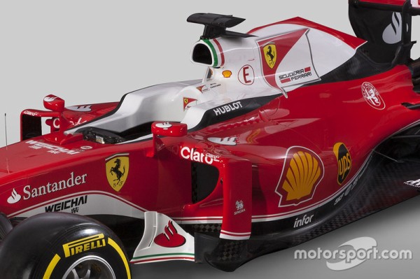 フェラーリSF16-Hの詳細写真12枚： F1レーシングスーツとヘルメット