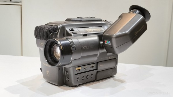 1991/平成3/Panasonic/NV-S9/S-VHS-C/オリンピック協賛シール