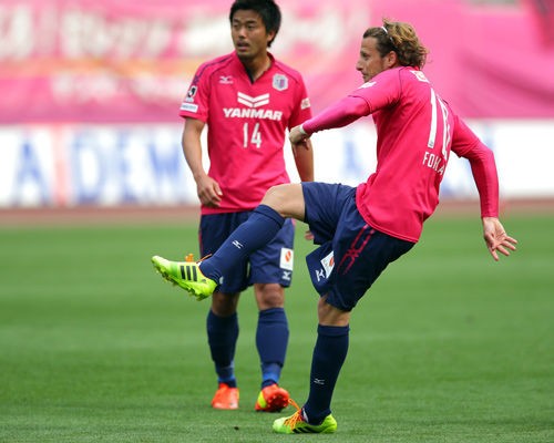 ディエゴ・フォルラン選手の着用スパイク : Kohei's BLOG サッカー