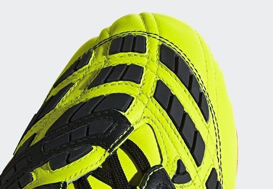 復刻版】 アディダス プレデターアクセレレイターFG/AG & TR イエロー