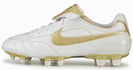 ナイキ ティエンポレジェンド 5 R10 FG 限定 : Kohei's BLOG サッカー