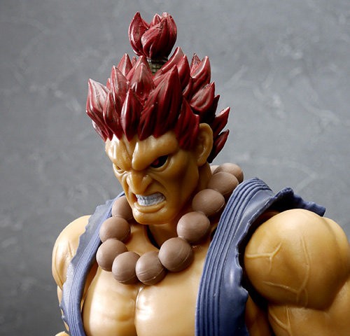 拳を極めし者」、見参…… ストリートファイター「S.H.Figuarts 豪鬼