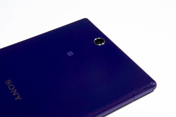 6.4インチ ファブレット Sony Xperia Z Ultra レビュー その1 : おShinoブ