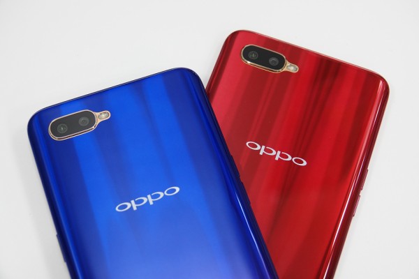 UQ mobile向けSIMフリースマホ「OPPO R17 Neo」を写真と動画で紹介