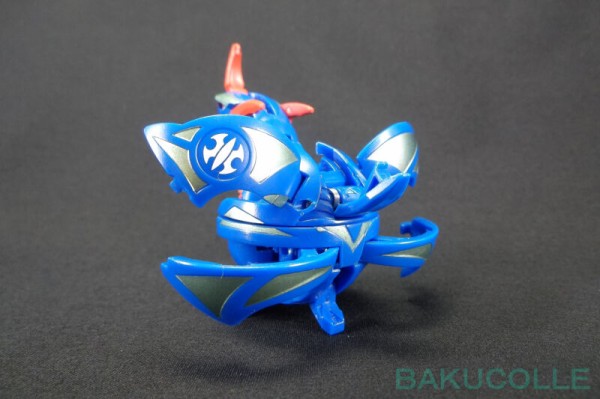 アクア・クロス・ドラゴノイド CROSS DRAGONOID 水属性 爆丸スターター