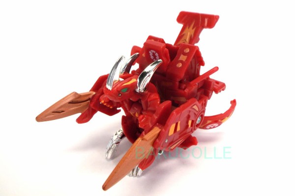 ノヴァ・ブレイズ・ドラゴノイド PYRUS LUMINO DRAGONOID 火属性 爆丸