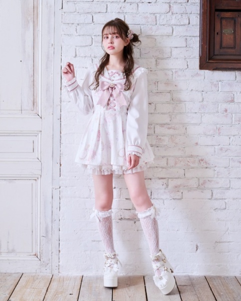 ジュエリー柄セットアップ ｜ LIZ LISA（リズリサ）公式通販 ｜ Tokyo