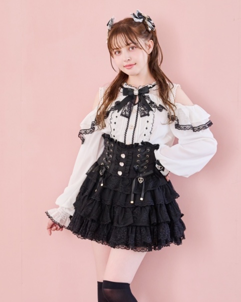 ティアードフリルスカパン ｜ LIZ LISA（リズリサ）公式通販 ｜ Tokyo