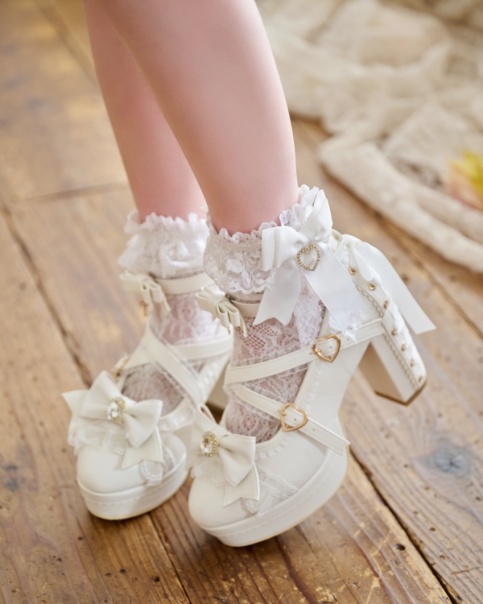 トゥシューズライクフリルリボンパンプス ｜ LIZ LISA（リズリサ）公式