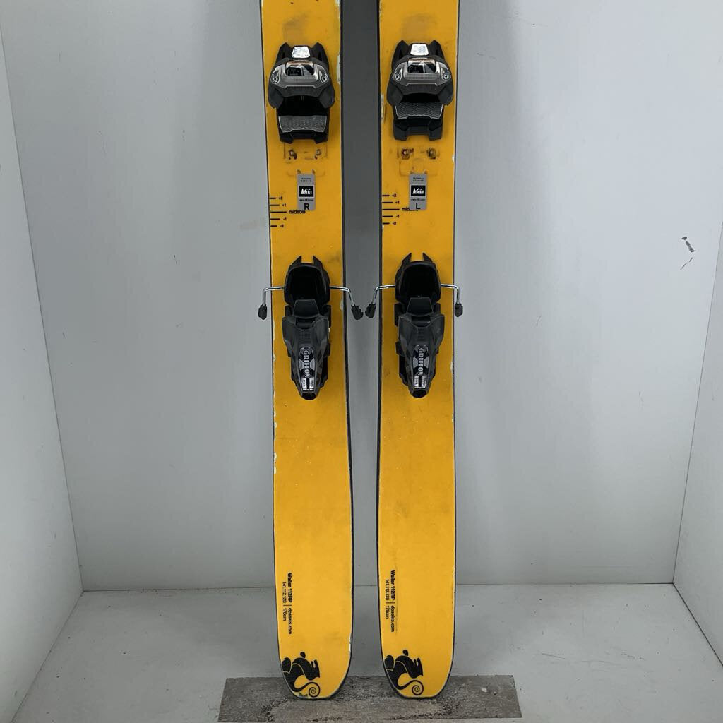 DPS Wailer 112 RP w/ Marker Griffon 13 Bindings *2 mounts, major