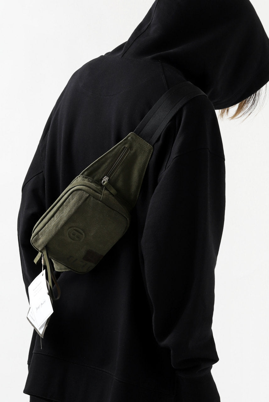 READYMADE BODY POUCH (GREEN #A) – LOOM OSAKA