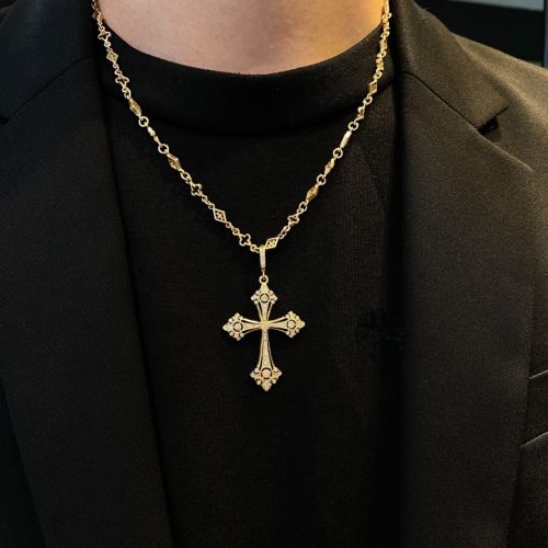 MEDIUM FANCY GOTHIC PENDANT 18k Yellow Gold / DIAMONDS PENDANT