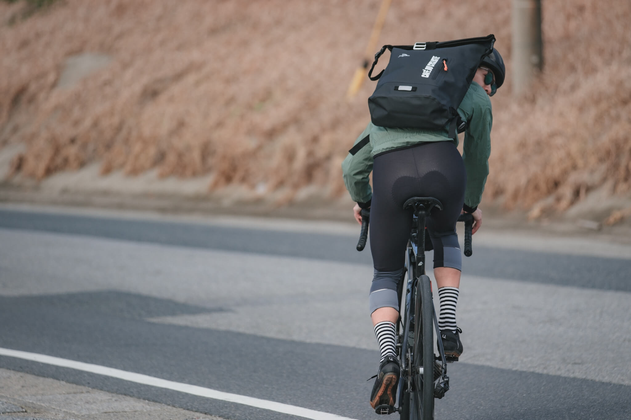 プロダクトレビュー】Café du Cycliste防水バックパック：大容量30Lを
