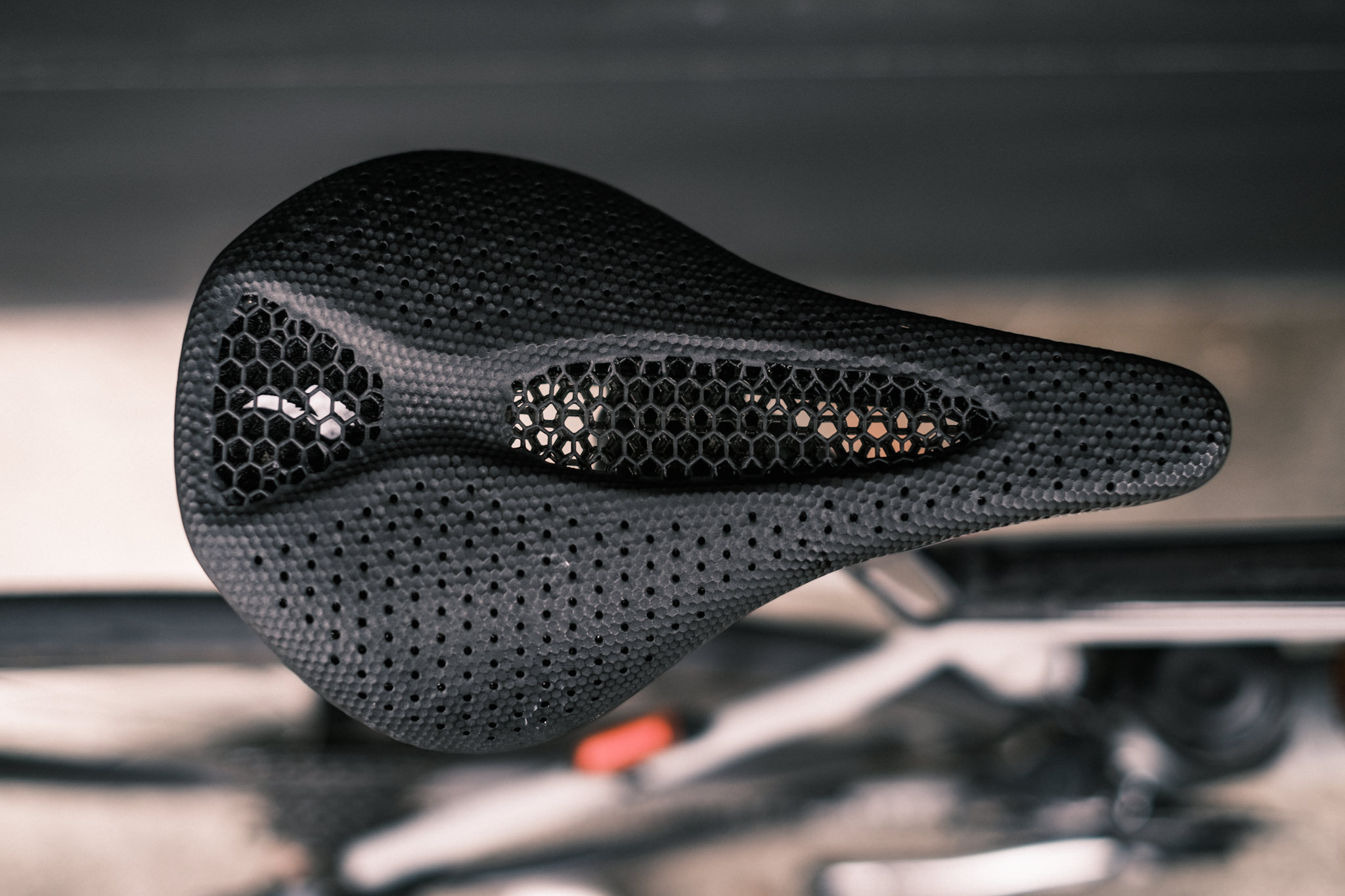 S-Works Power with Mirrorレビュー：3Dプリント×ショートノーズサドル