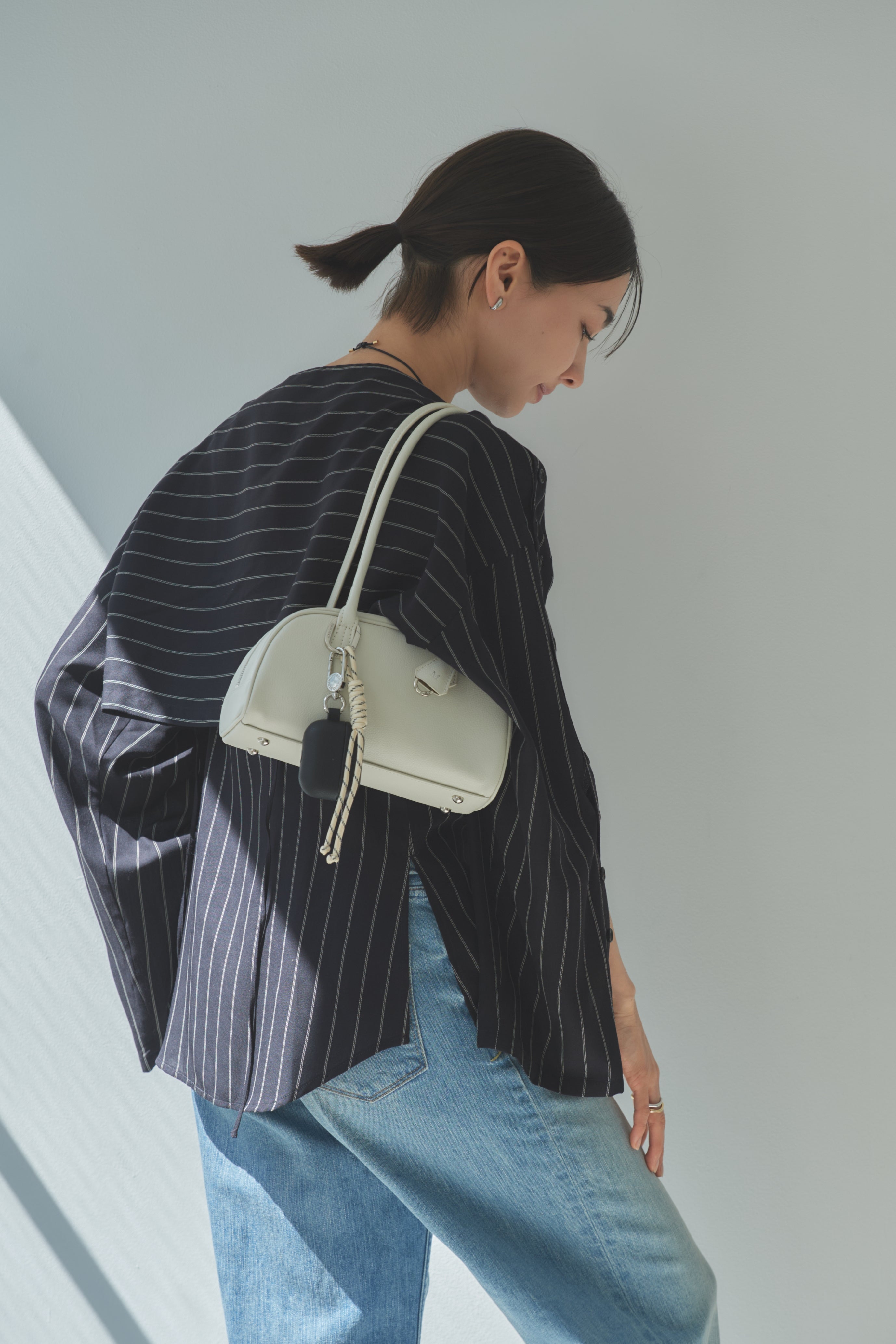 国産アップルレザー製「Apple Half-moon Boston Bag」| LOVST TOKYO