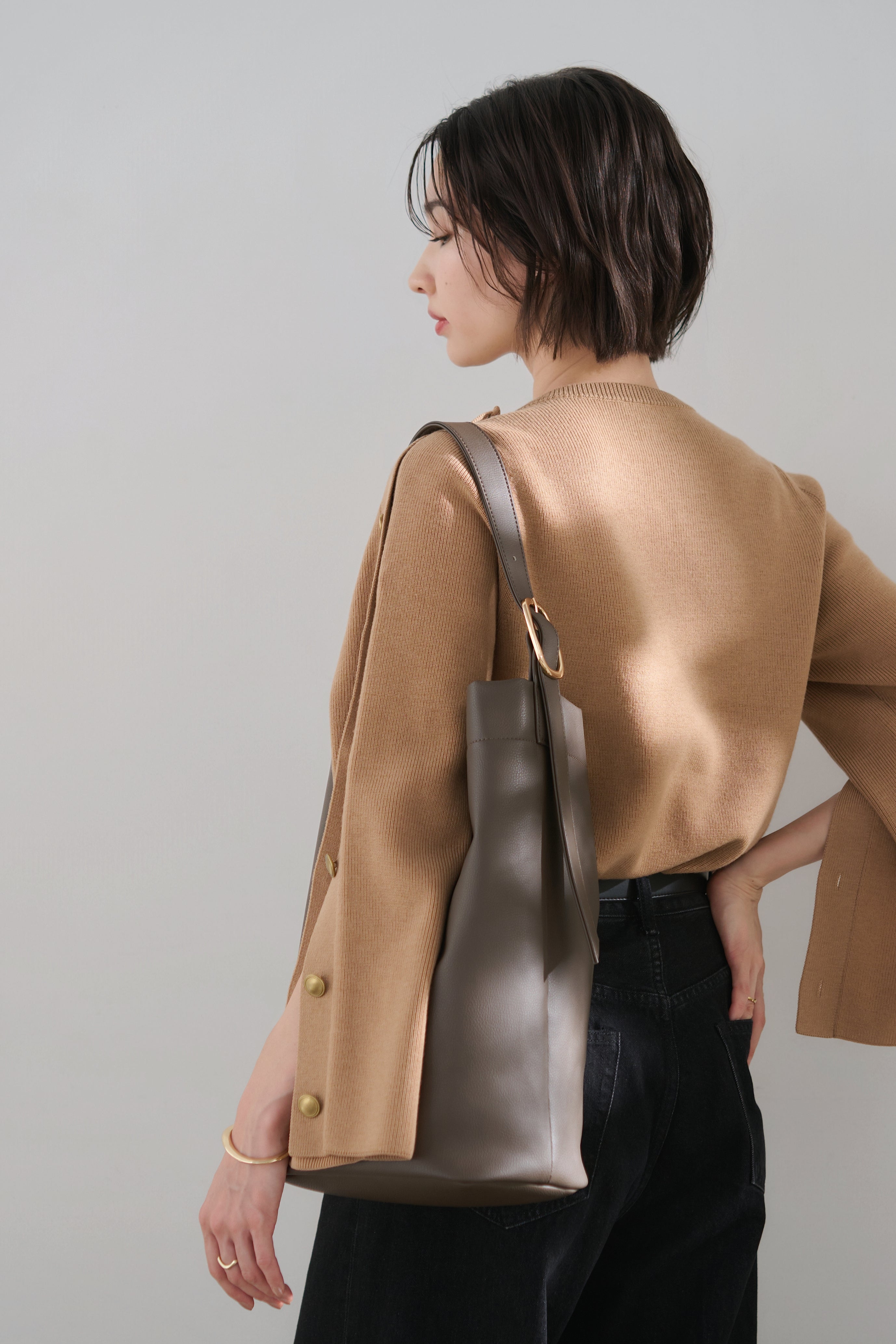 国産アップルレザー製トートバッグ「Apple 2Way Tote Bag」 | LOVST