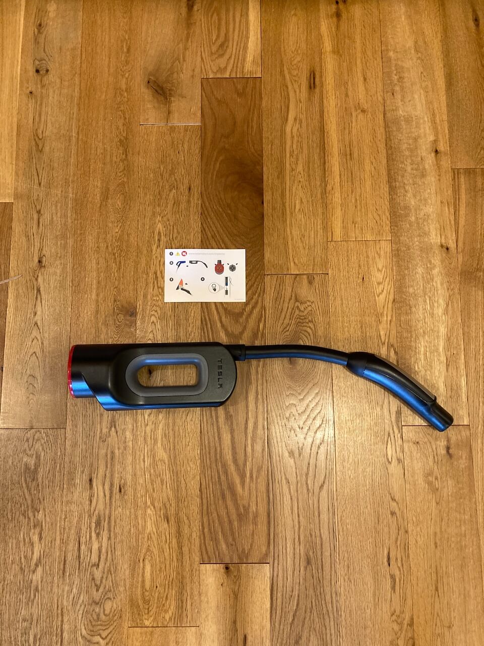 テスラモデル3をCHAdeMOと普通充電器で充電する方法