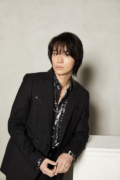 主演はA.B.C-Zの戸塚祥太 田村孝裕の最新作『緑に満ちる夜は長く