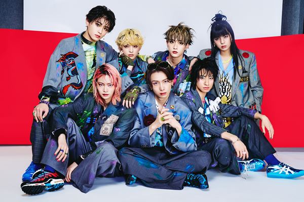 米津玄師「空想」ツアーグッズ発表、「努力未来トラックジャケット」も