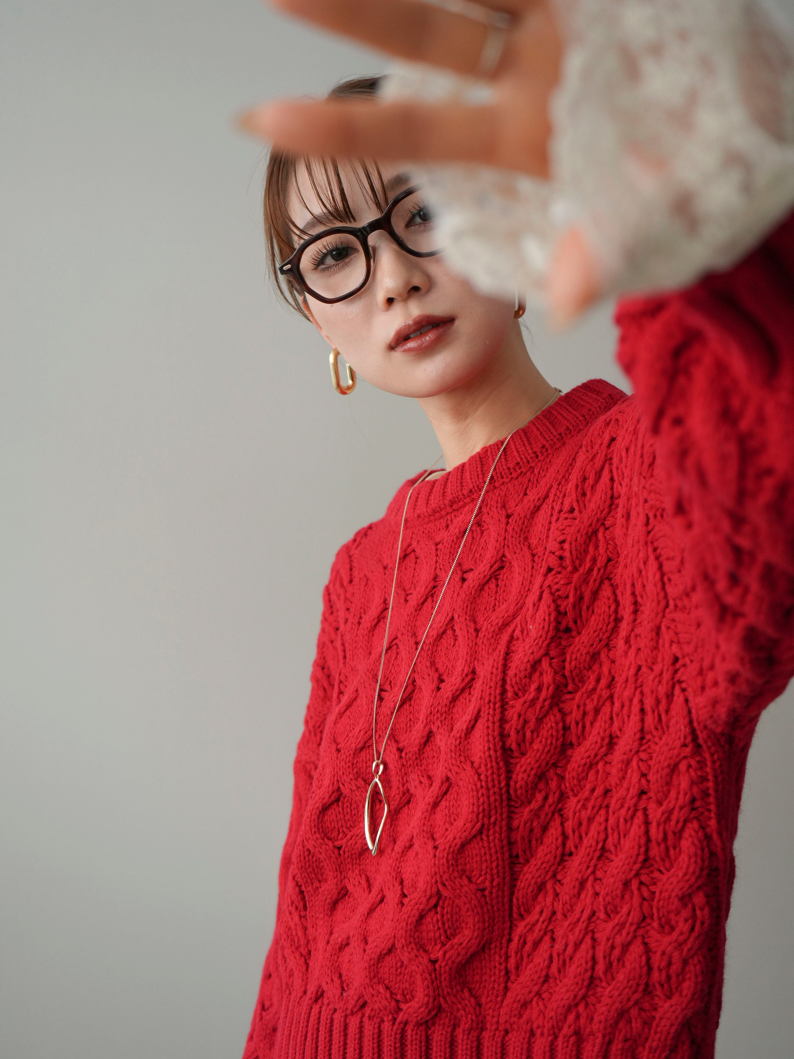 予約]バルキーケーブルクロップドニットプルオーバー/red – Lumier