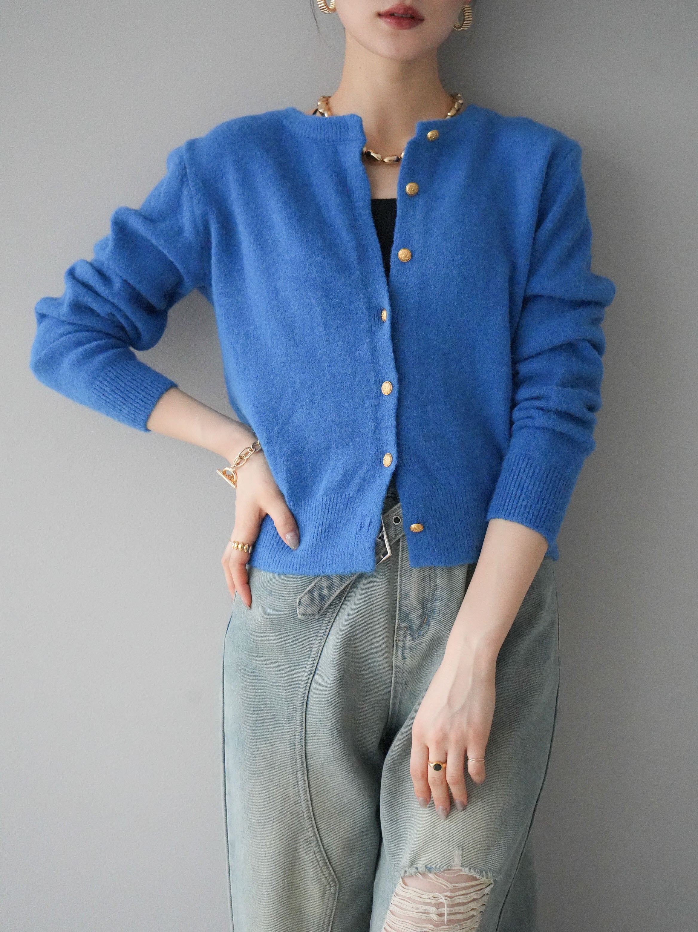 予約]ゴールドボタンコンパクトニットカーディガン/ブルー – Lumier