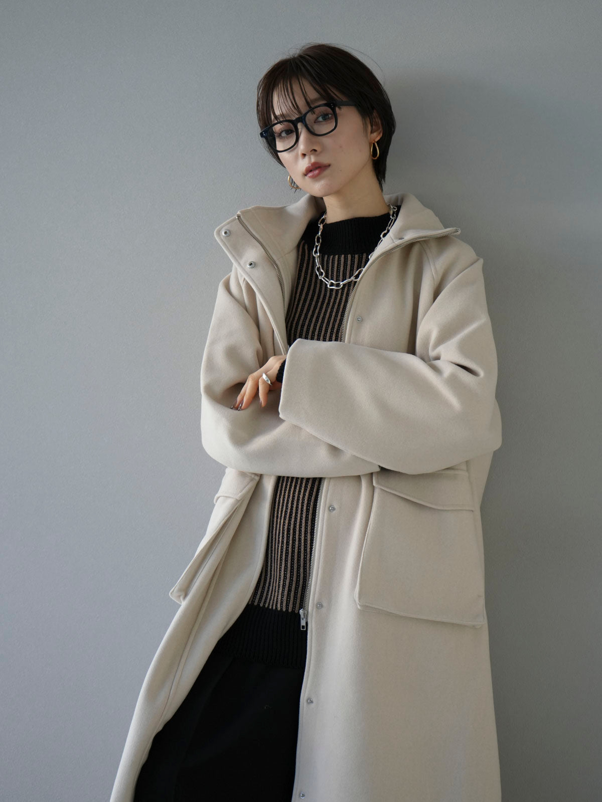 予約]ウールタッチスタンドカラージップコート/アイボリー – Lumier