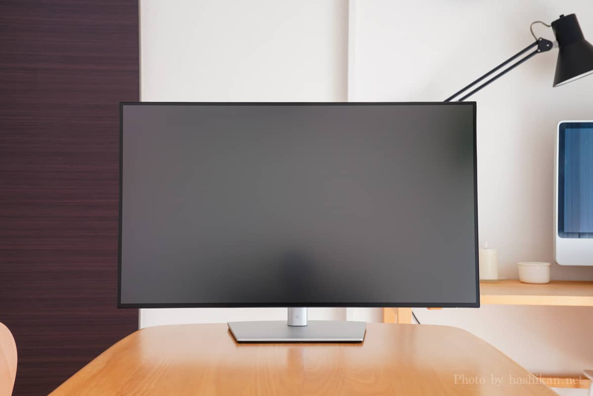 DELL U3223QE レビュー】深い黒! コントラスト比2000:1を実現するIPS