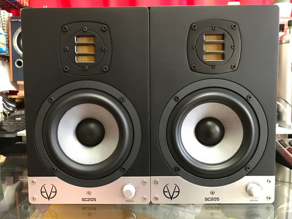 DTM】モニタースピーカーEVEAudio SC205を買いました。