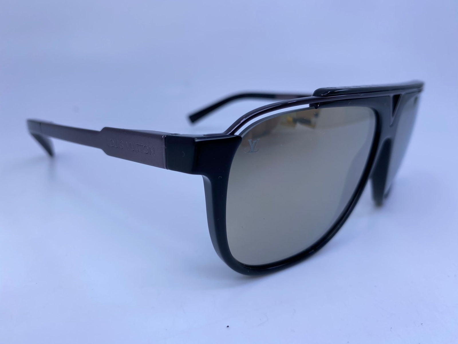 Louis Vuitton Men's Mascot Black Silver W Sunglasses Z2323W