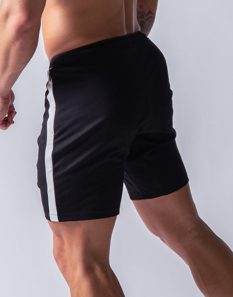 LYFT One Line Half Pants - Black – LÝFT