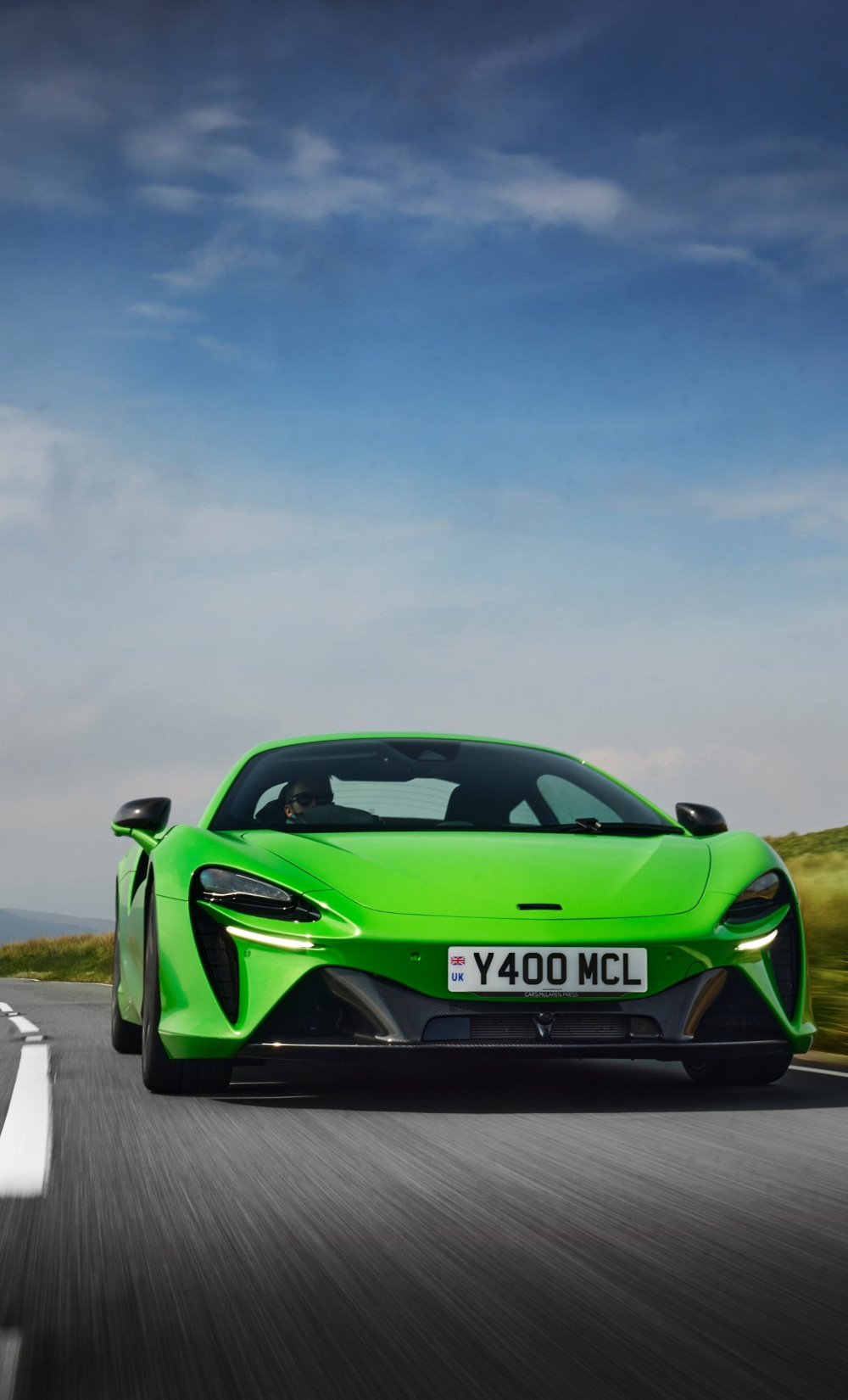 McLAREN 正規ディーラー 八光自動車工業株式会社