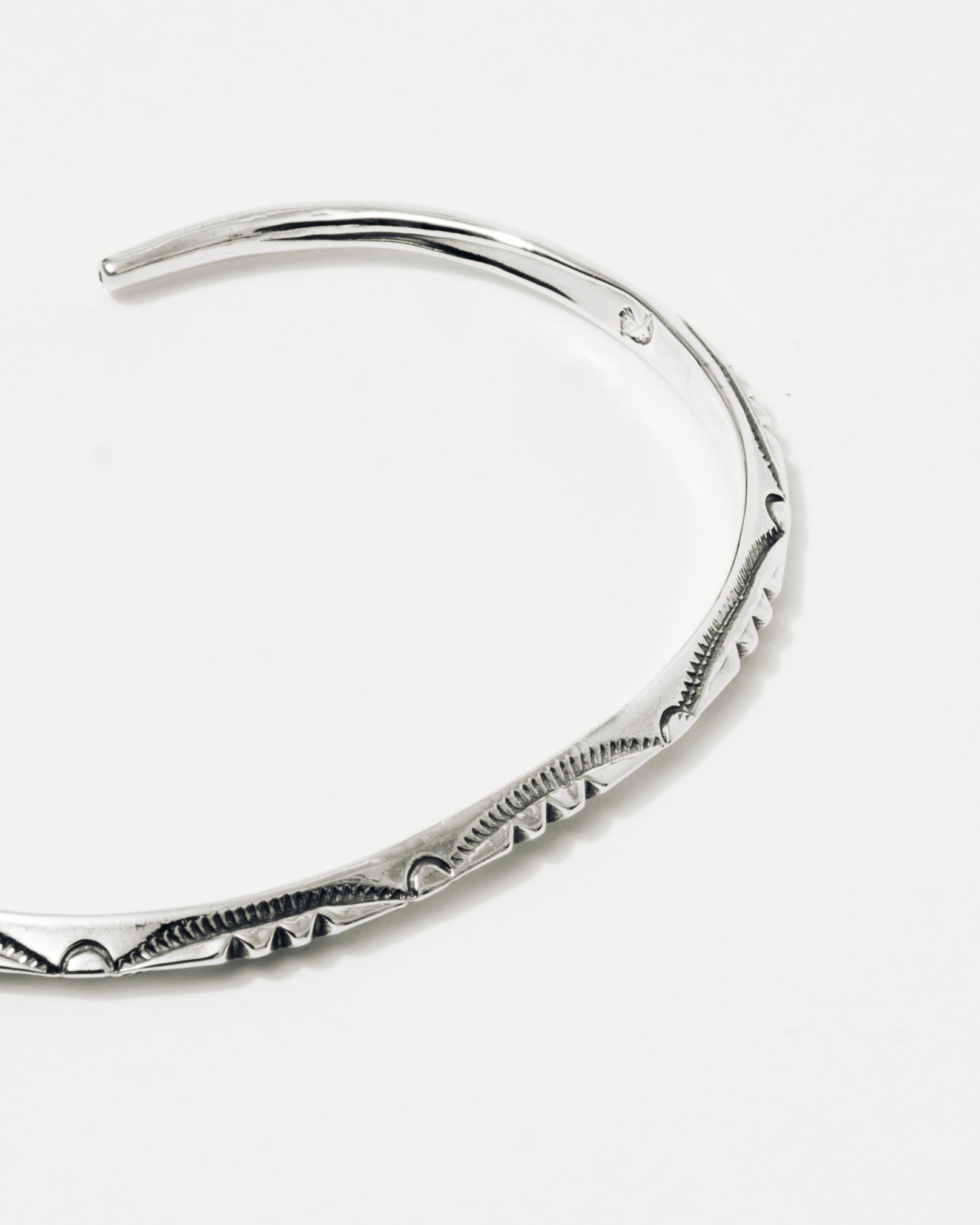 Larry Smith Extra Thin Triangle Tapered End Silver Cuff