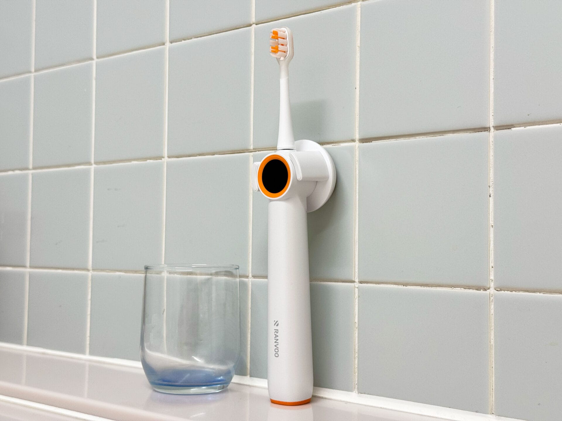 RANVOOの電動歯ブラシをレビュー。歯は泡で磨く時代がキタ？ | Mac Fan