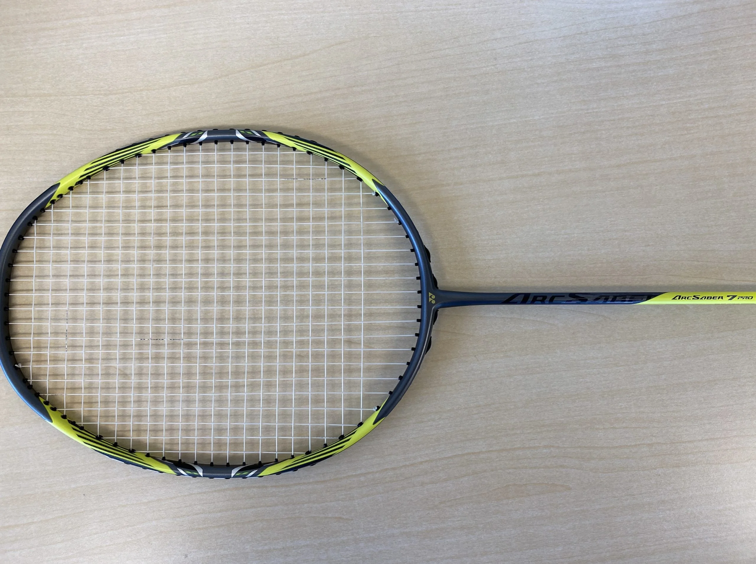 女性にオススメ】ヨネックス『アークセイバー7プロ』【レビュー・評判