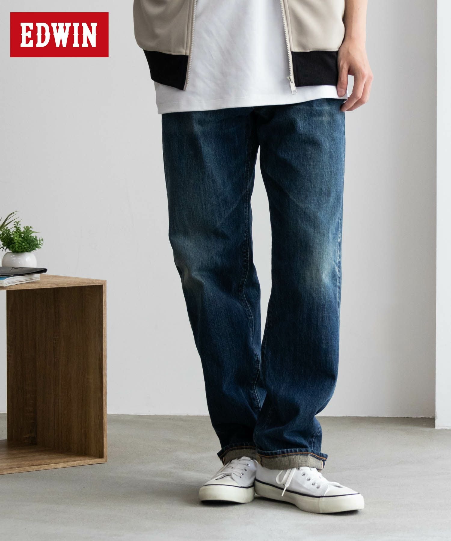 000000022681-01.jpg?size=m&w=